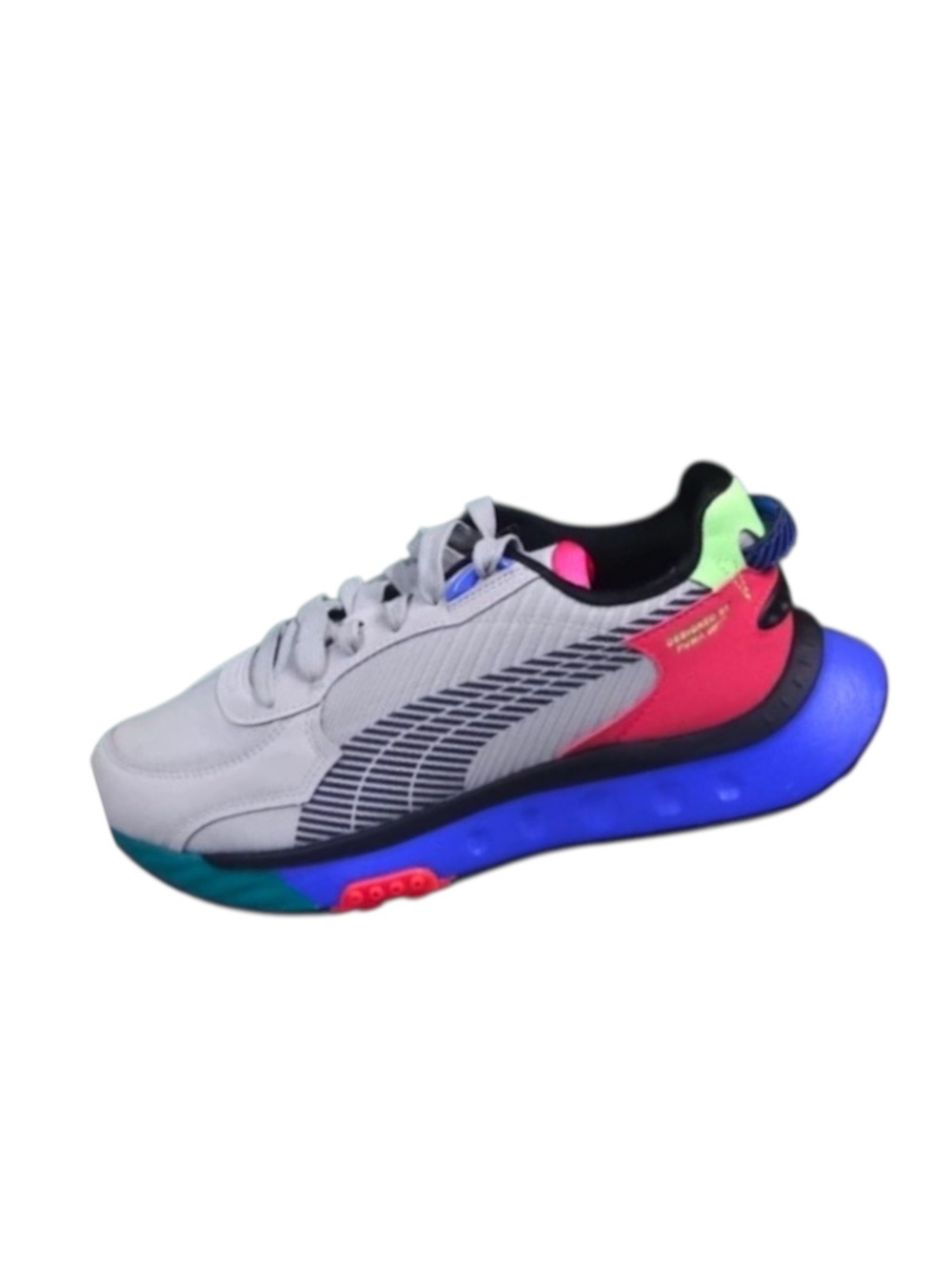 Puma Wild Rider Last Hunter with Neon Pink, Blue & Green Accents Size 7C - Picture 2 of 11